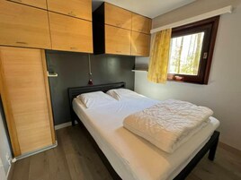 2 habitaciones y muebles diferentes 