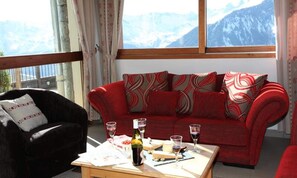 Living area - Apartment in La Toussuire With Sauna (Fontcouverte-la-Toussuire)