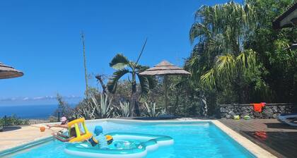 Villa Sunset Sea View, Swimming pool 10 minutes from the beach, sleeps 8