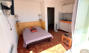 Room - Studio for 2 People (Agde)
