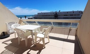 Outdoor dining - Studio for 2 People (Agde)