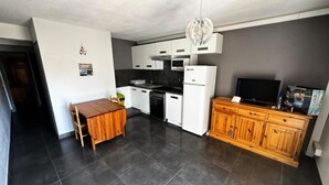 Private kitchen - Apartments for 4 People (Agde)