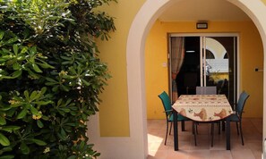 Outdoor dining - Houses & Villas for 4 People (Agde)