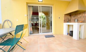 Outdoor dining - Houses & Villas for 4 People (Agde)