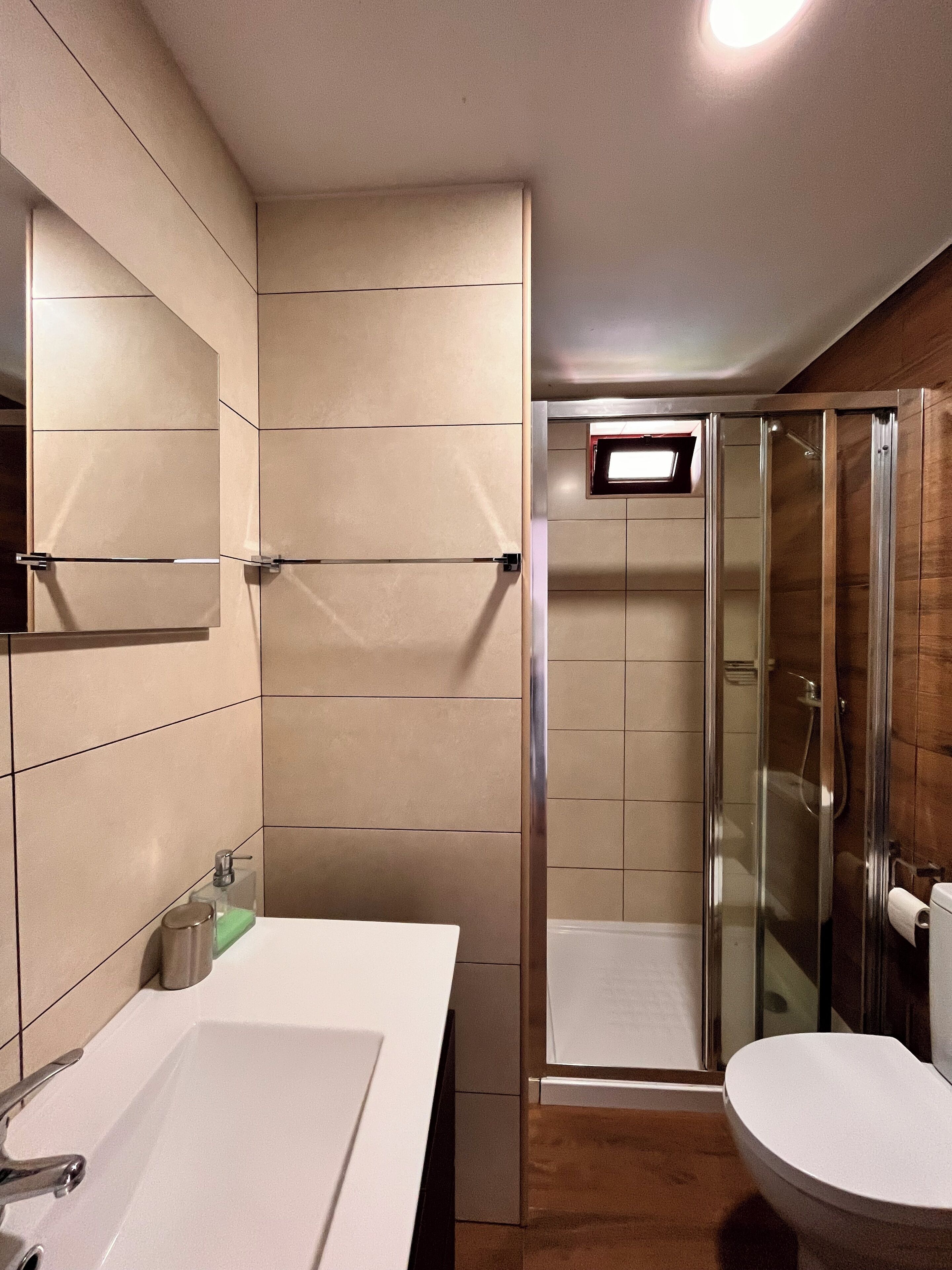Family House, Balcony, Mountain View | Bathroom | Towels