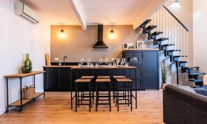 Interior - Rare! Stylish Duplex in the Heart of the City (Cannes)