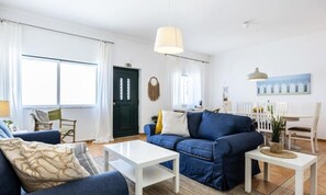 Living area - Apartments for 4 People (Vila do Bispo)