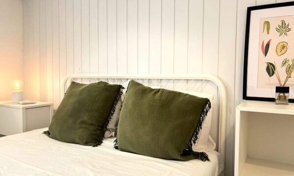 Iron/ironing board, bed sheets - Nomad's Lisbon Castello Flats 1st Floor (Lisbon)