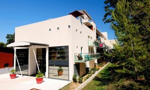 Exterior - Holiday Home in Antibes With Pool Bliss (Antibes)