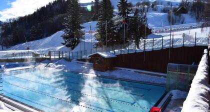 Apartment in Soyouz With Ski-in Access