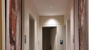Pegangan lorong