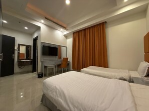 Basic Studio | Langsir/tirai gelap terus, seterika/papan seterika, Wi-fi percuma 