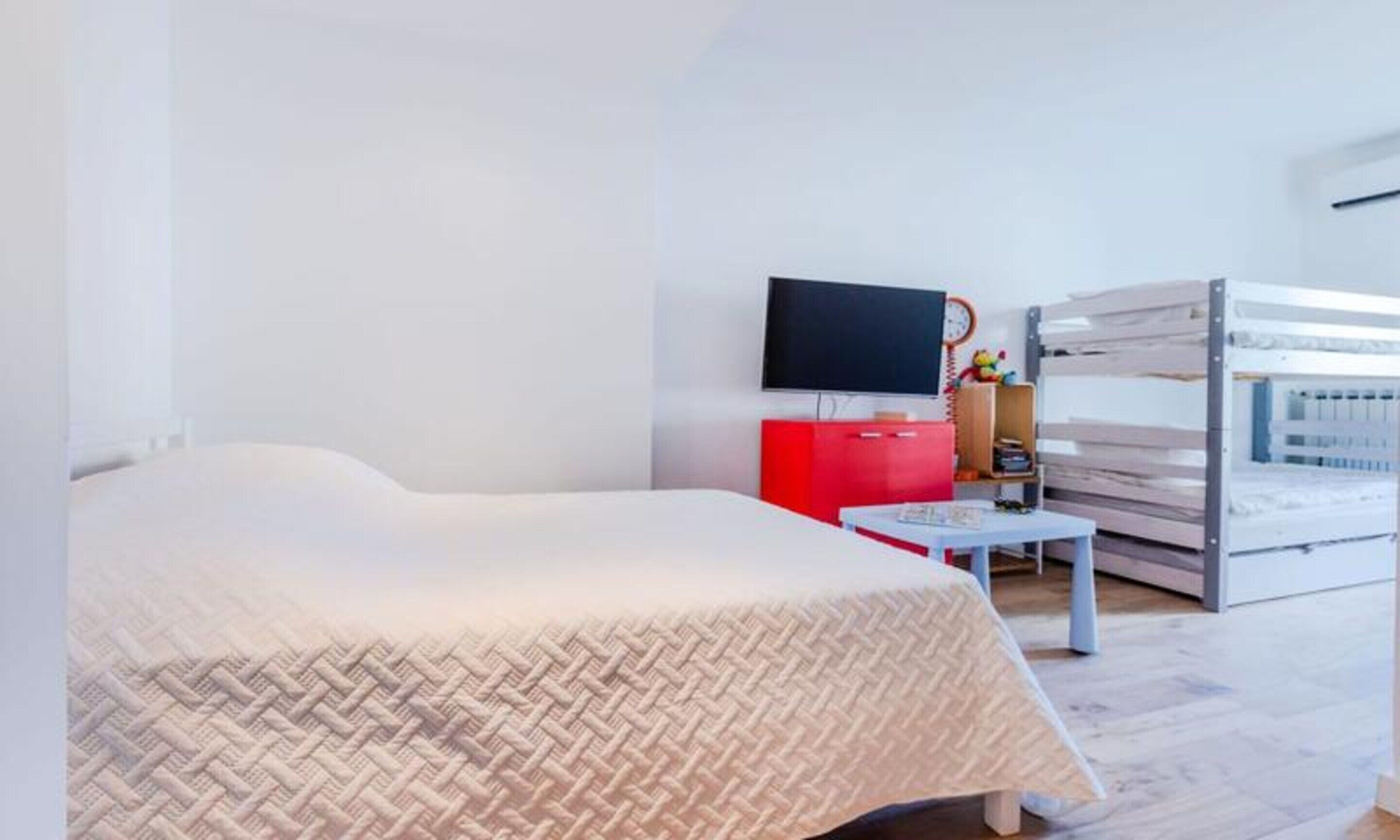 Apartamento | 2 quartos, ferros/tábuas de passar roupa, roupa de cama