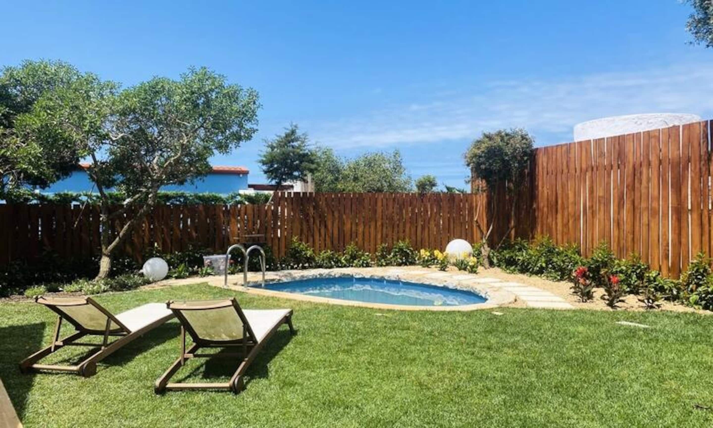 Hồ bơi trong nhà, hồ bơi ngoài trời 