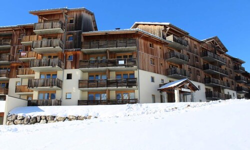 Beautiful 3-room Apartment With a Mountain Corner