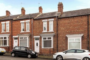 Exterior - Trafalgar Terrace (Darlington)