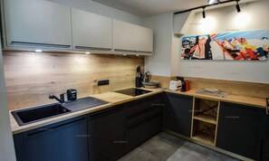 Apartment | Private kitchen - Apartment in Plagne Centre Near Ski Slopes (La Plagne-Tarentaise)