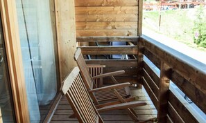 Apartment | Property grounds - Apartment in Plagne Centre Near Ski Slopes (La Plagne-Tarentaise)