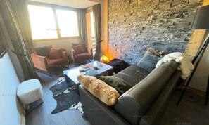 Apartment | Living area - Apartment in Plagne Centre Near Ski Slopes (La Plagne-Tarentaise)