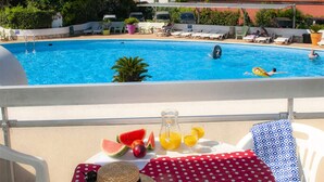 Pool - Holiday Home in Carnon Near the Beach (Mauguio)