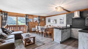 Living area - Winter Garden Apartment C10 (Les Allues)