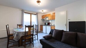 Unclassified image, 2 of 3, button - Apartment in Loudenvielle Near Balnea Spa (Loudenvielle)