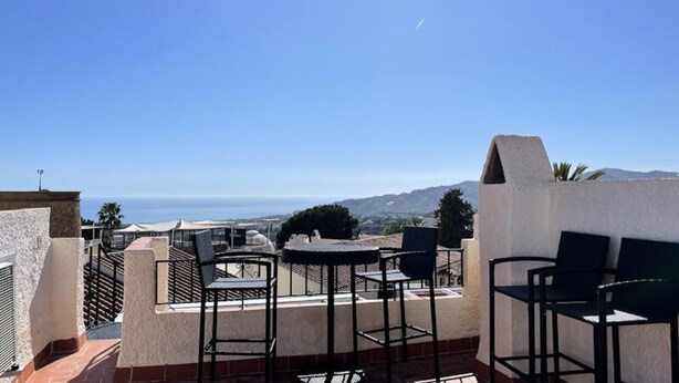 Unclassified image, 1 of 3, button - Apartment in Nerja With Pool & Solarium (Nerja)