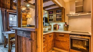 Unclassified image, 2 of 3, button - Courchevel 1850 - 4 People - Resort Center (Courchevel)
