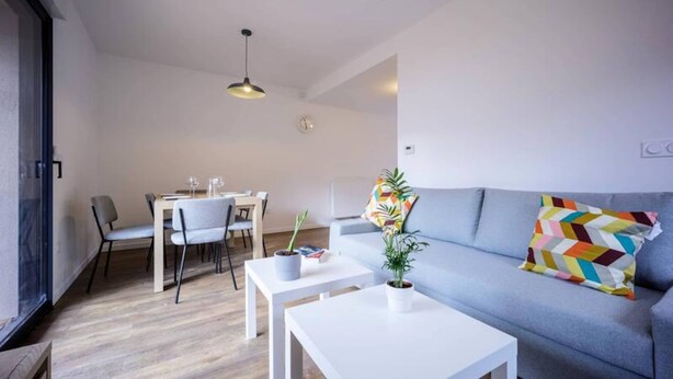 Unclassified image, 1 of 3, button - Apartment in Loudenvielle by Skyvall Lift (Loudenvielle)