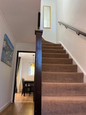 Interior - Bright & Beautifully 2-Bedroom Duplex with 2 Private Balconies near Queen’s Park (London)