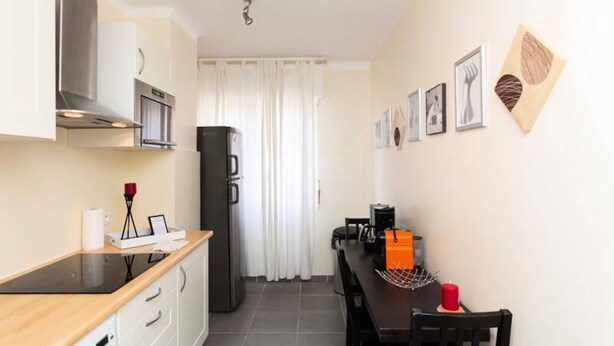 Coffee/tea maker, fridge, microwave, electric kettle - Apartment in Cannes Near Rue D'antibes (Cannes)