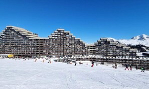 Unclassified image, 2 of 3, button - Apartment in Paquebot With Mont Blanc View (Aime-la-Plagne)
