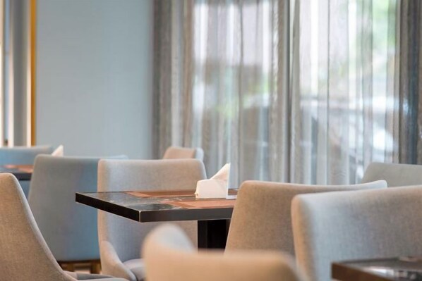 Restaurant - Orange Hotel (Haikou Guomao Wanlvyuan) (Haikou)