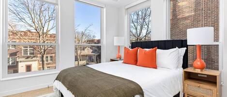 2 Schlafzimmer, Schreibtisch, Bügeleisen/Bügelbrett, WLAN