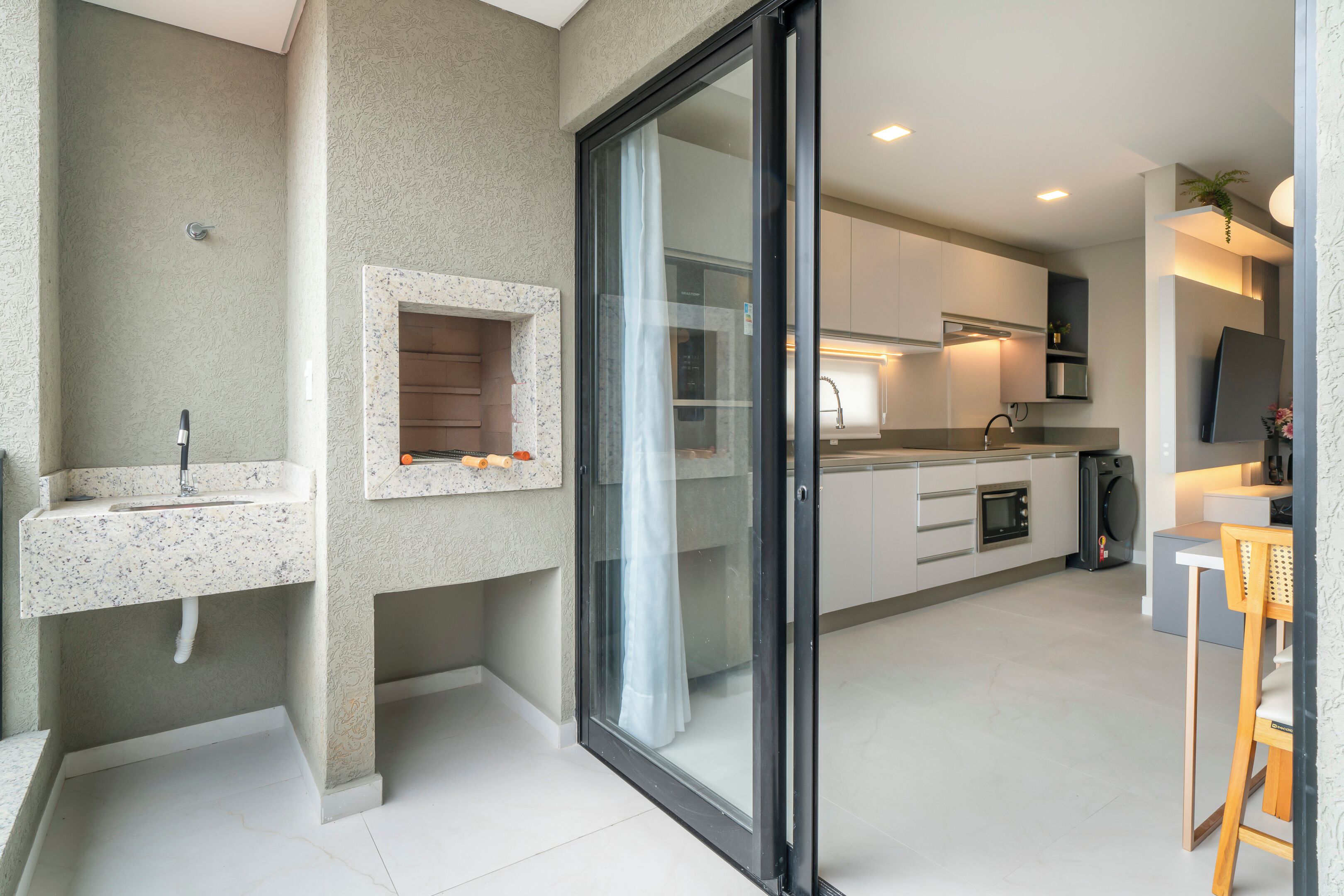 Appartement Familial, balcon, vue ville | Balcon