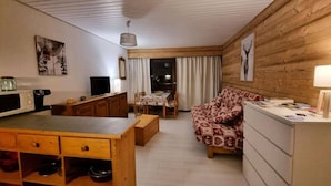 Unclassified image, 2 of 3, button - Apartment in Les Deux Alpes With Ski Lift (Les Deux Alpes)