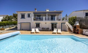 Indoor pool, outdoor pool - Apartment in Vale da Telha With Private Pool (Aljezur)