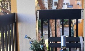 Property grounds - Apartments for 4 People (Le Grau-Du-Roi)