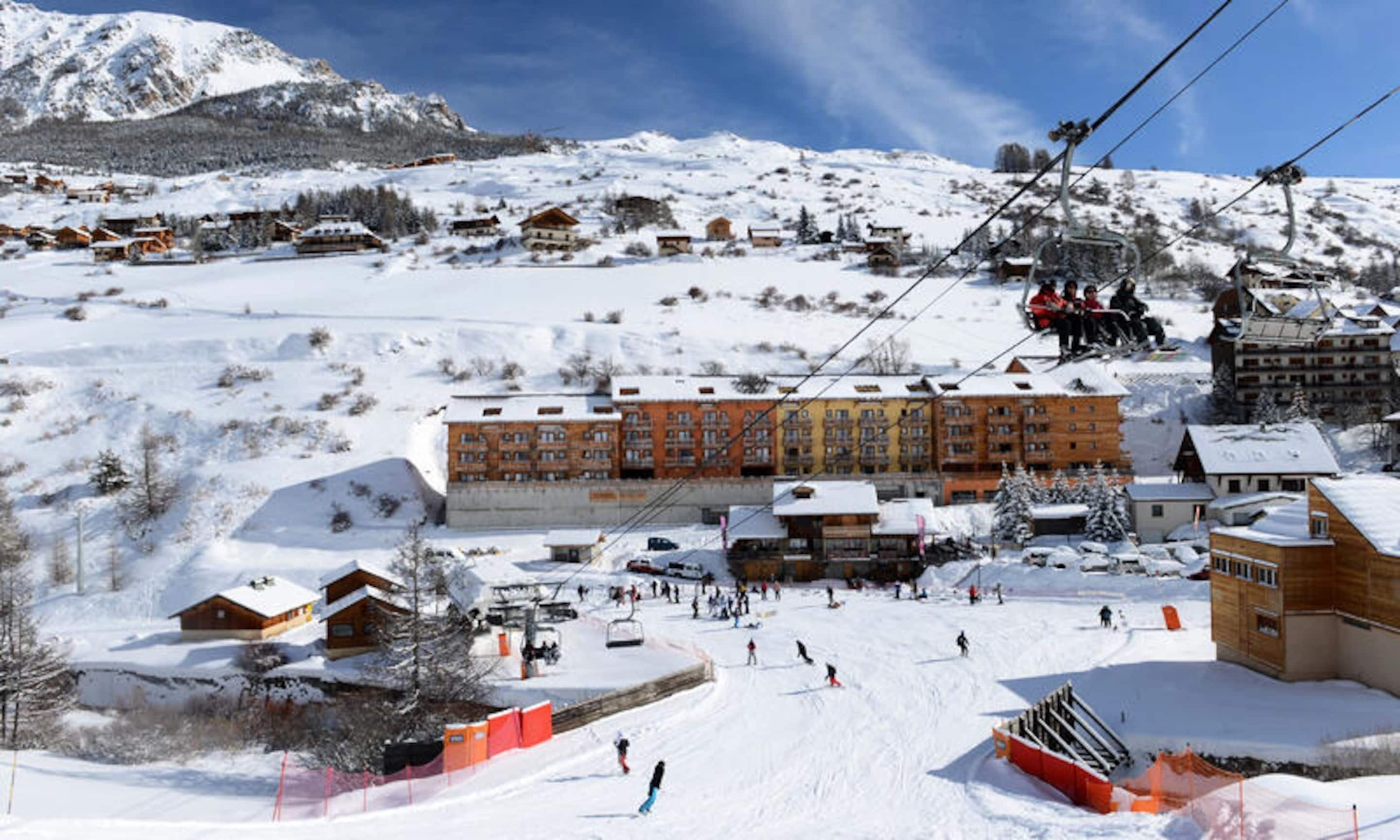 Snow and ski sports