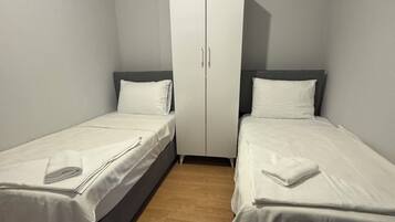 Desk, laptop workspace, free WiFi