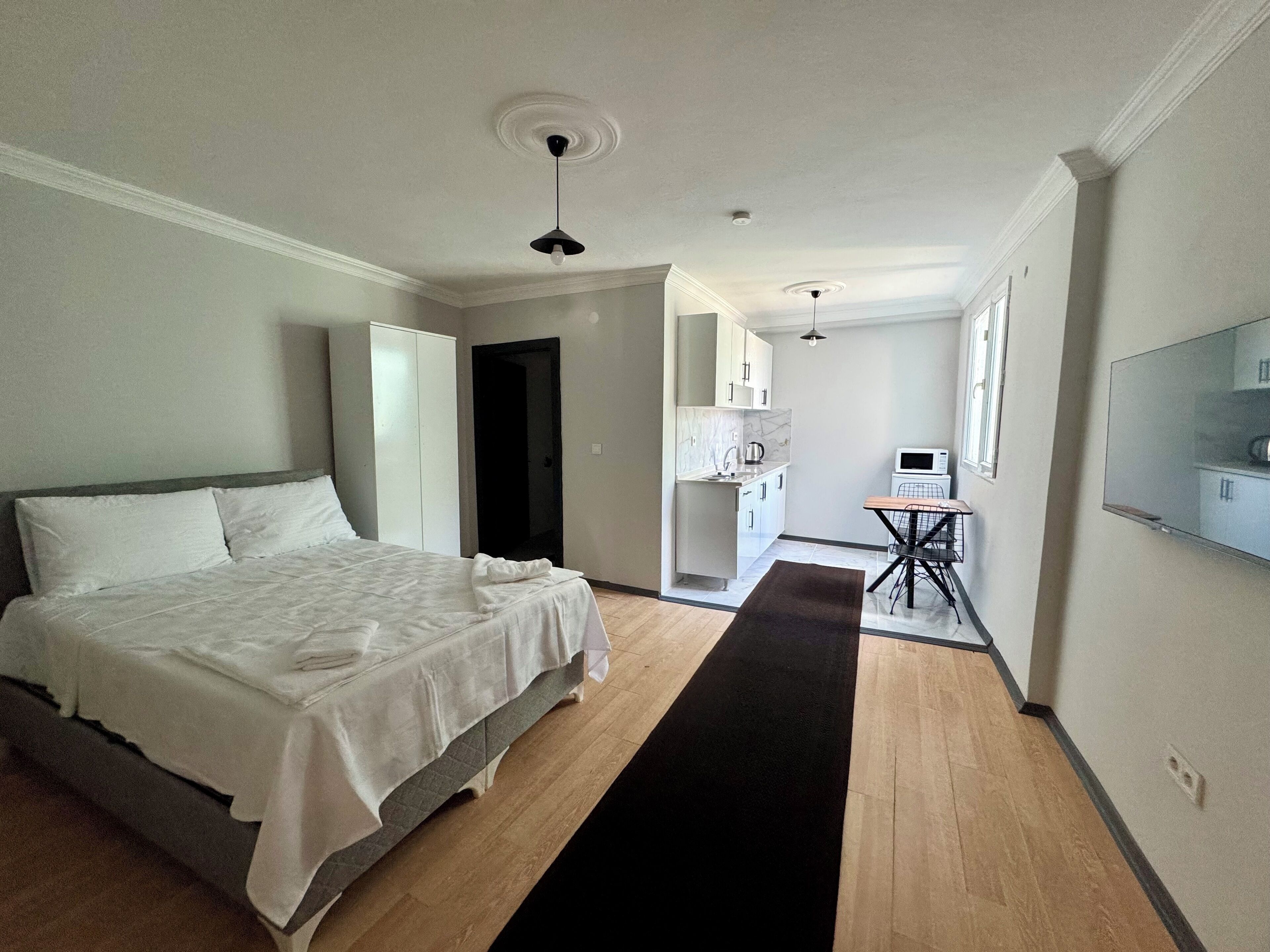 Desk, laptop workspace, free WiFi