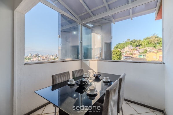 基本公寓 | 用餐區