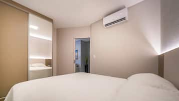 Deluxe Apartment, City View | Free WiFi