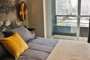 1 bedroom, iron/ironing board, WiFi, bed sheets - HOM I Parking Cowork Urbano Piscina Parque Almagro (Santiago)