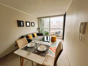 TV, offices - HOM I Wifi Parking Cowork Gym Parque Almagro Arte (Santiago)