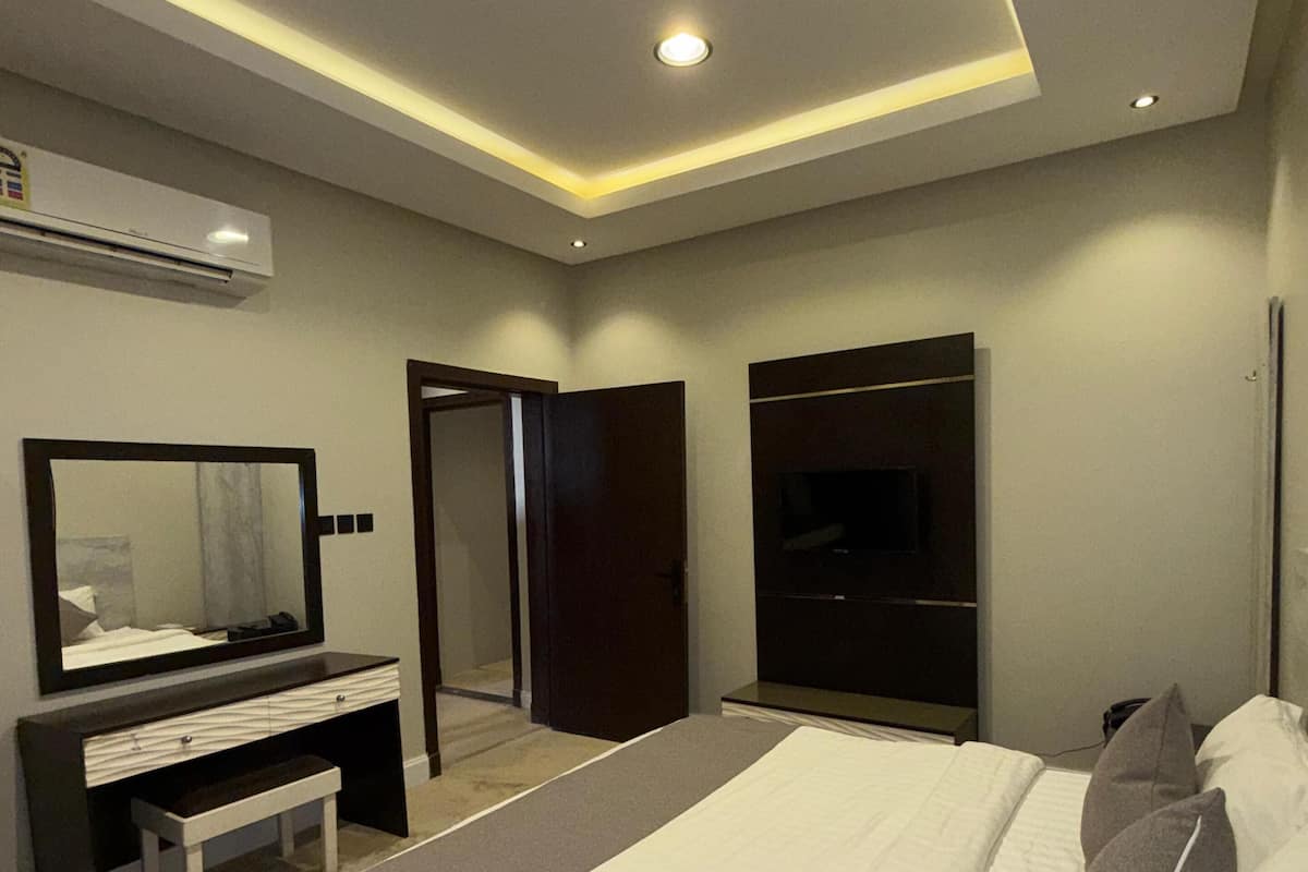 Eenvoudige tweepersoonskamer | Verduisterende gordijnen, gratis wifi