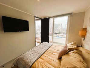 1 bedroom, iron/ironing board, WiFi, bed sheets - HOM I Wifi Parking Gym Calido Metro Almagro (Santiago)