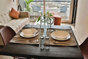 TV, offices - HOM I Wifi Parking Gym Calido Metro Almagro (Santiago)
