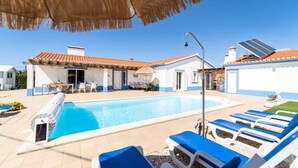 Pool - Villa in Aljezur Near Costa Vicentina (Aljezur)