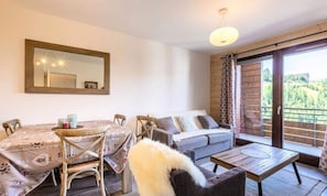 Living area - Residence LES Lodges 1970 No. A407 (La Plagne-Tarentaise)
